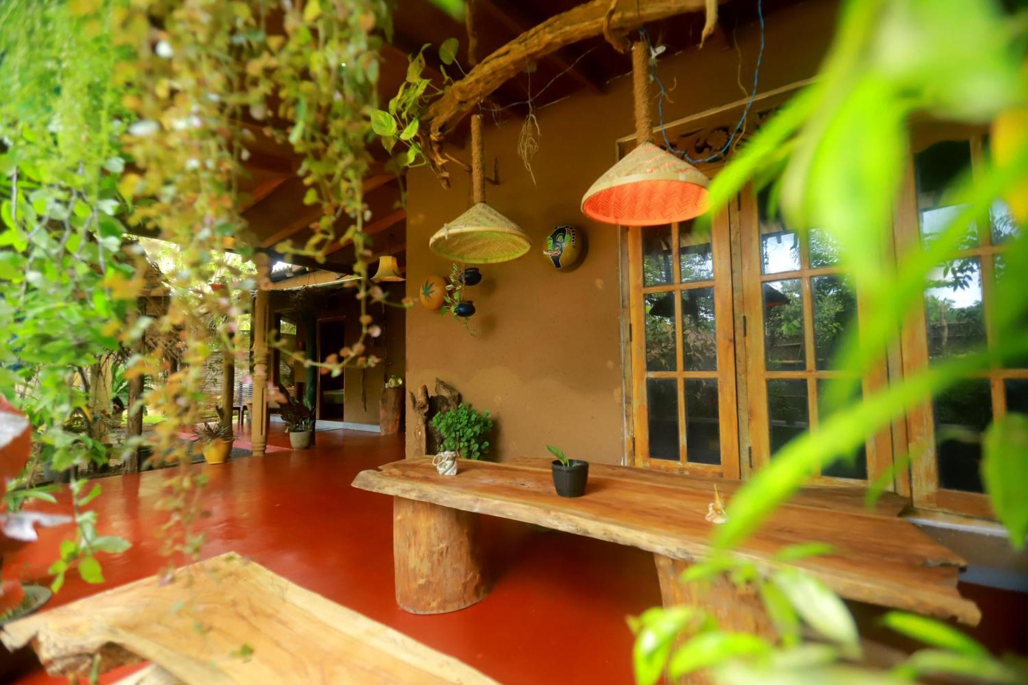 Dinna Nature Hostel Sigiriya Bagian luar foto