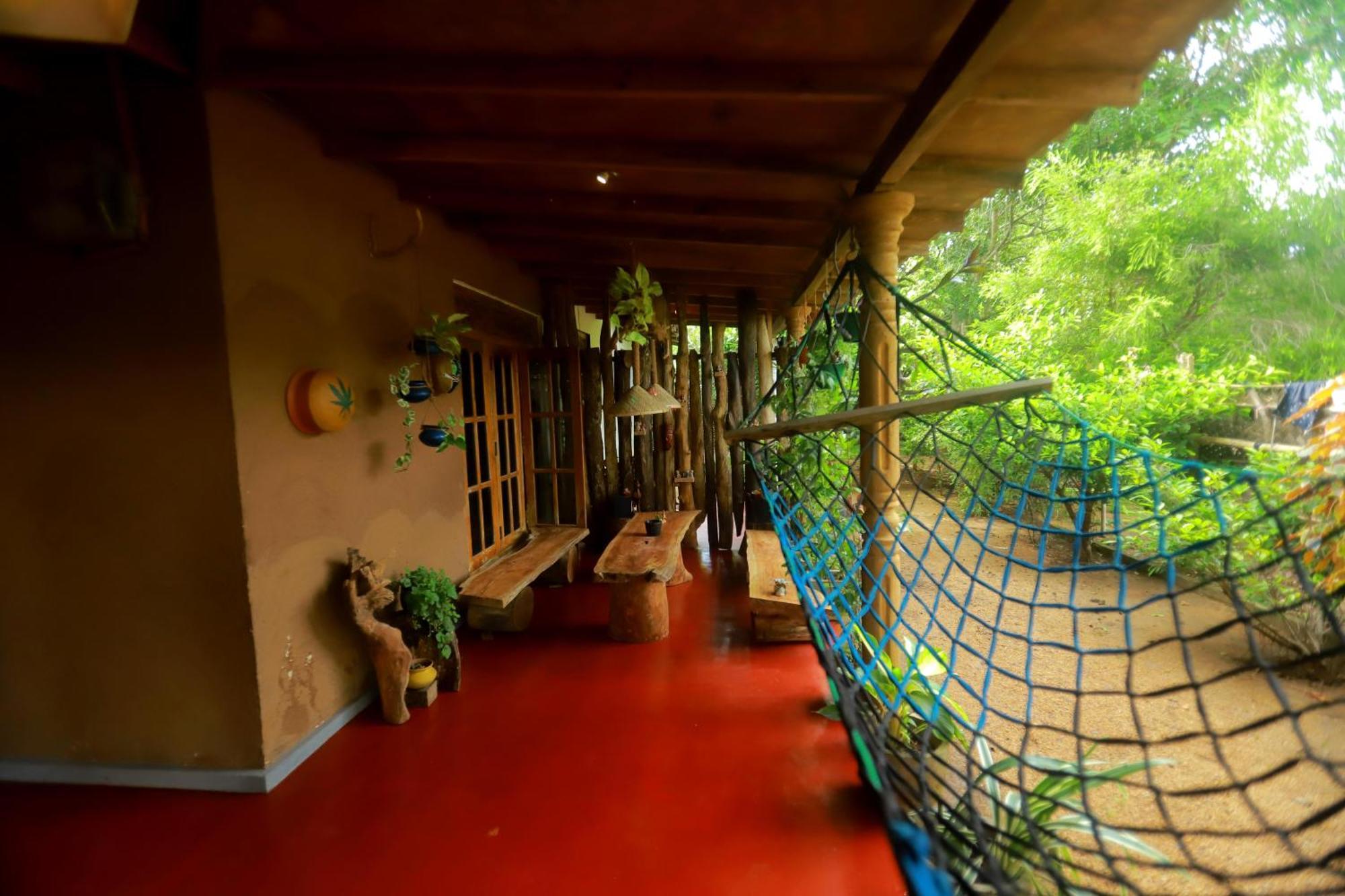 Dinna Nature Hostel Sigiriya Bagian luar foto